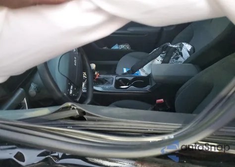 2025 Kia K4 Lx from USA, damaged, VIN 3KPFT4DE6SE088450